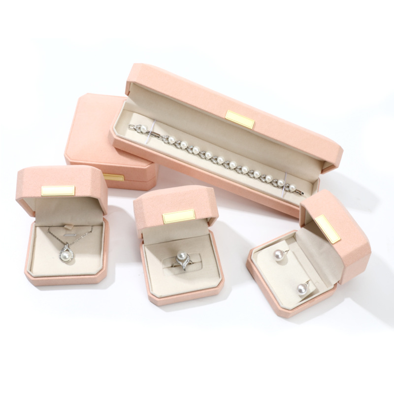 Custom Jewelry Packaging Boxes Custom Jewelry Packaging Boxes