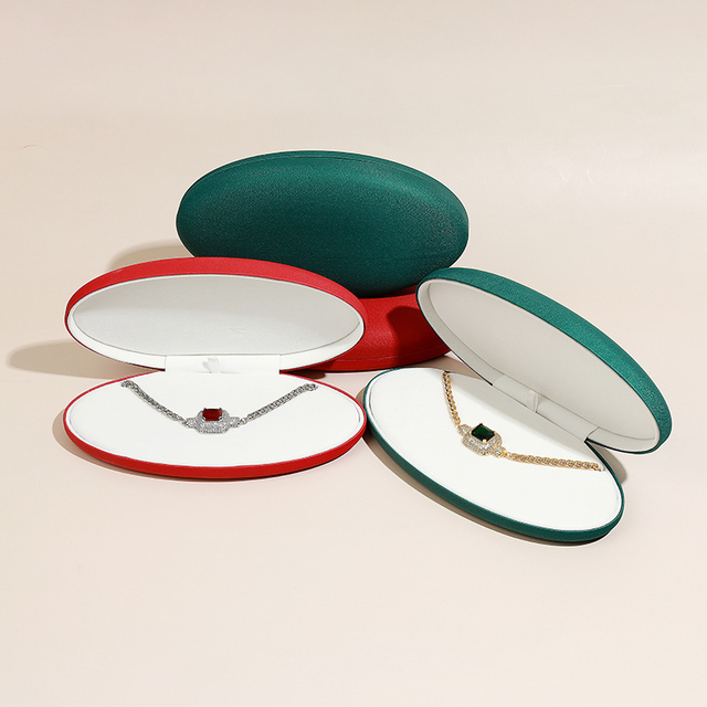 Oval Pearl Necklace Box