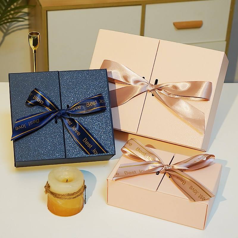 Luxury packaging gift boxes