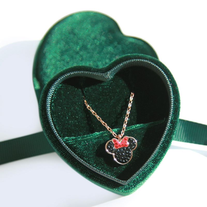 Heart-shaped Velvet Ring Box