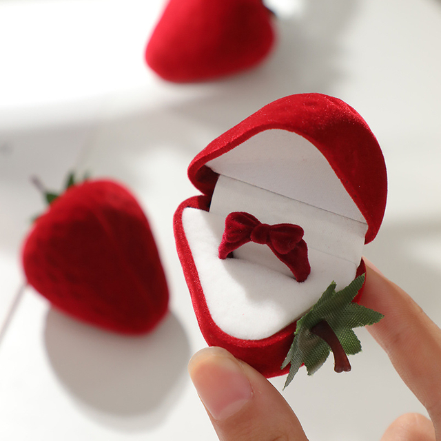 Strawberry Ring Box