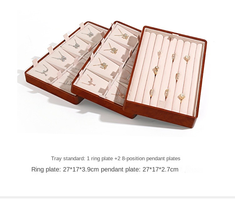 Portable jewelry storage box